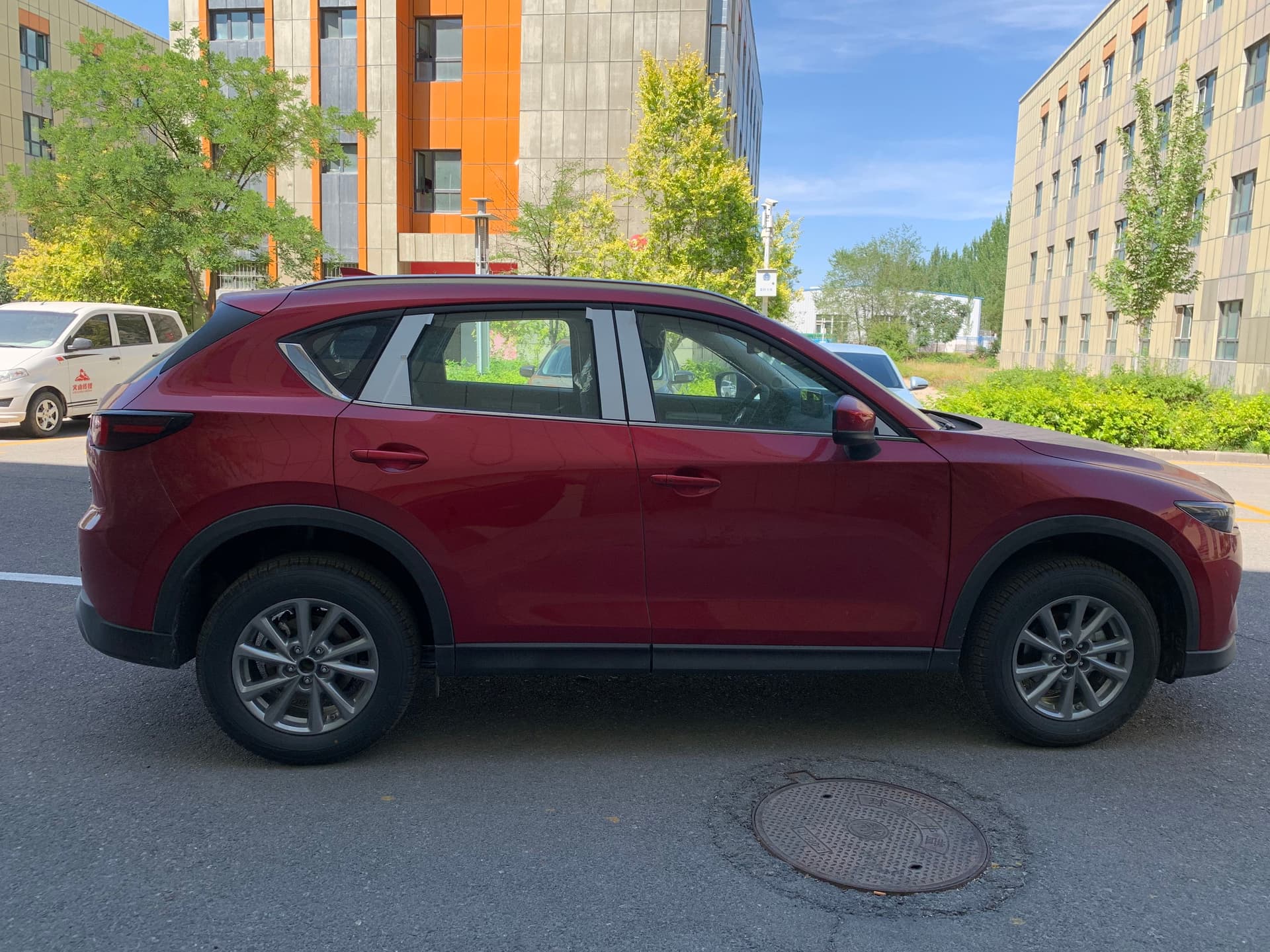 2025 Mazda CX-5 2.0L Automatic Two wheel Drive Zhiya Pro — Миниатюры изображений 9