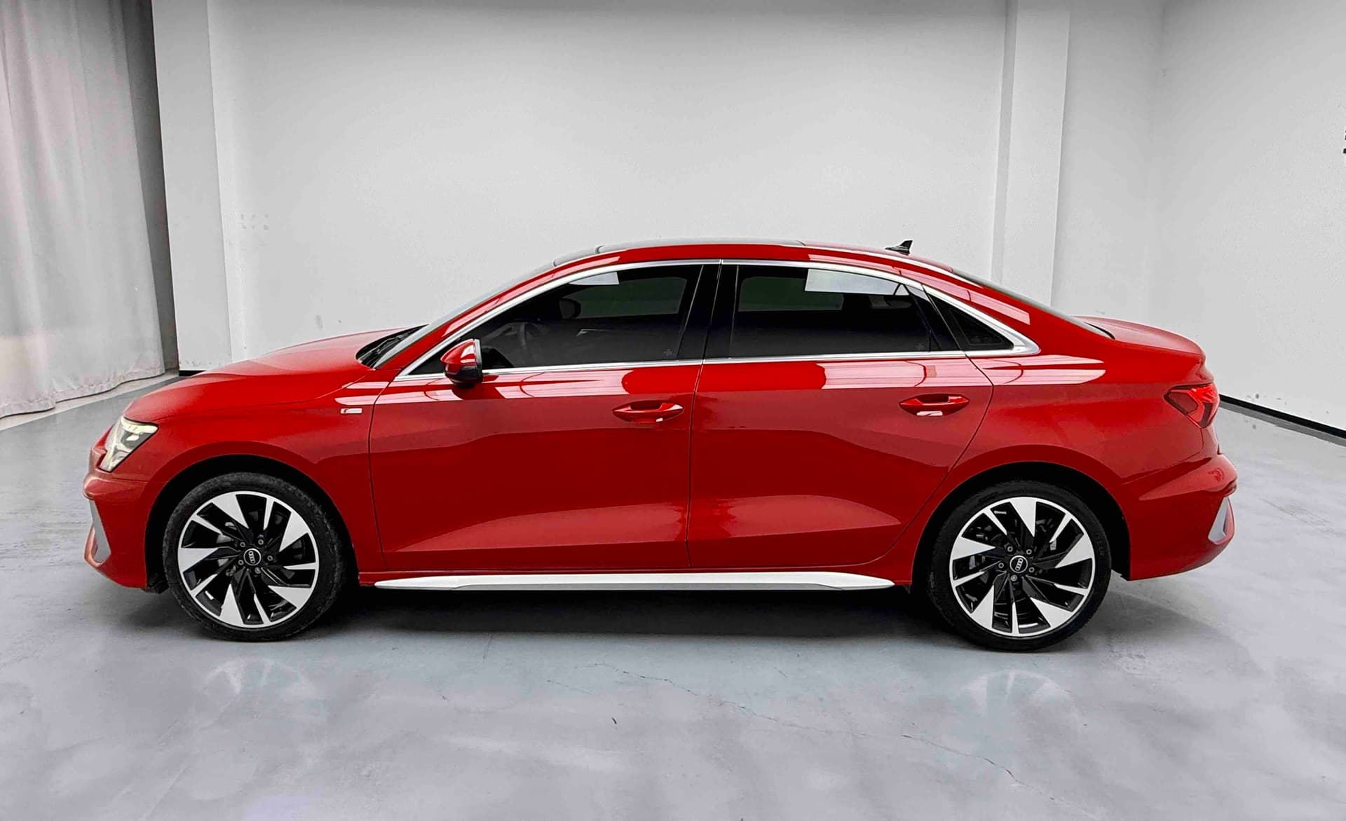 Audi A3 — 图片缩略图 5