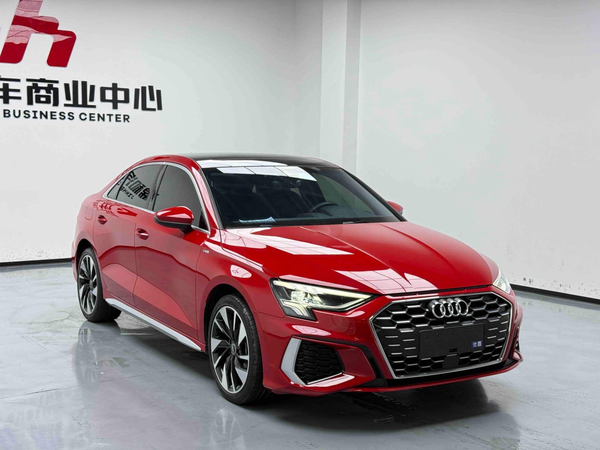 Audi A3 — 图片缩略图 3