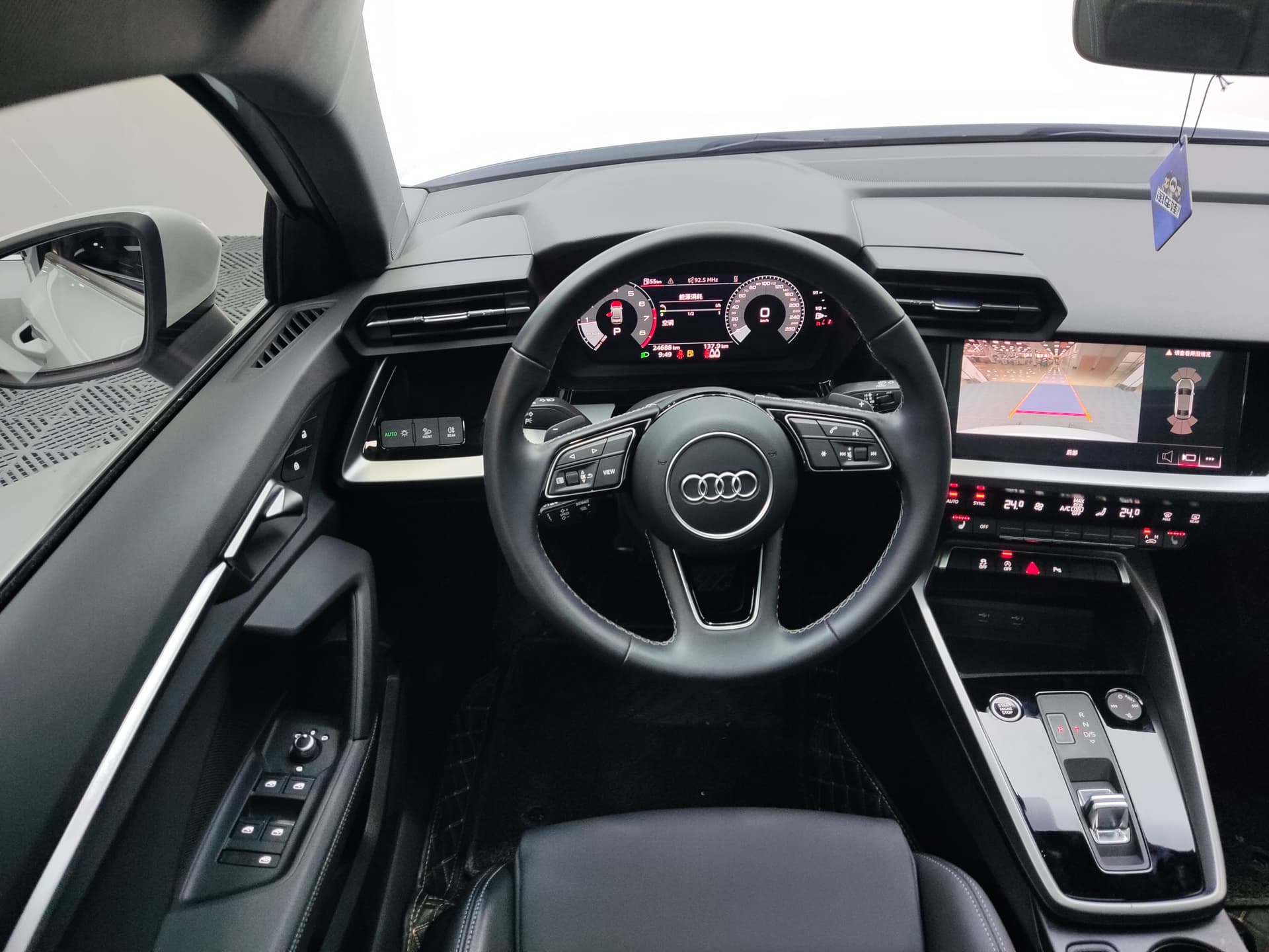 Audi A3 — 图片缩略图 11