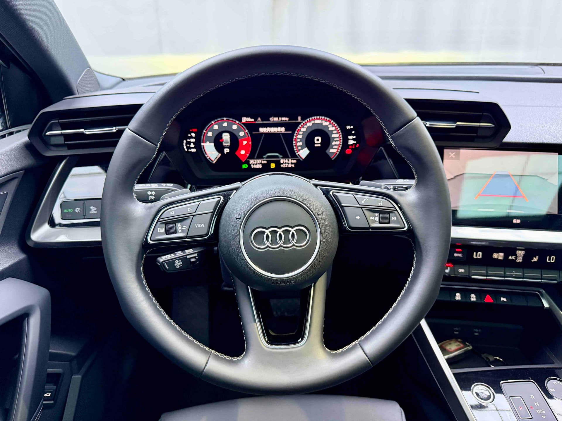 Audi A3 — 图片缩略图 10