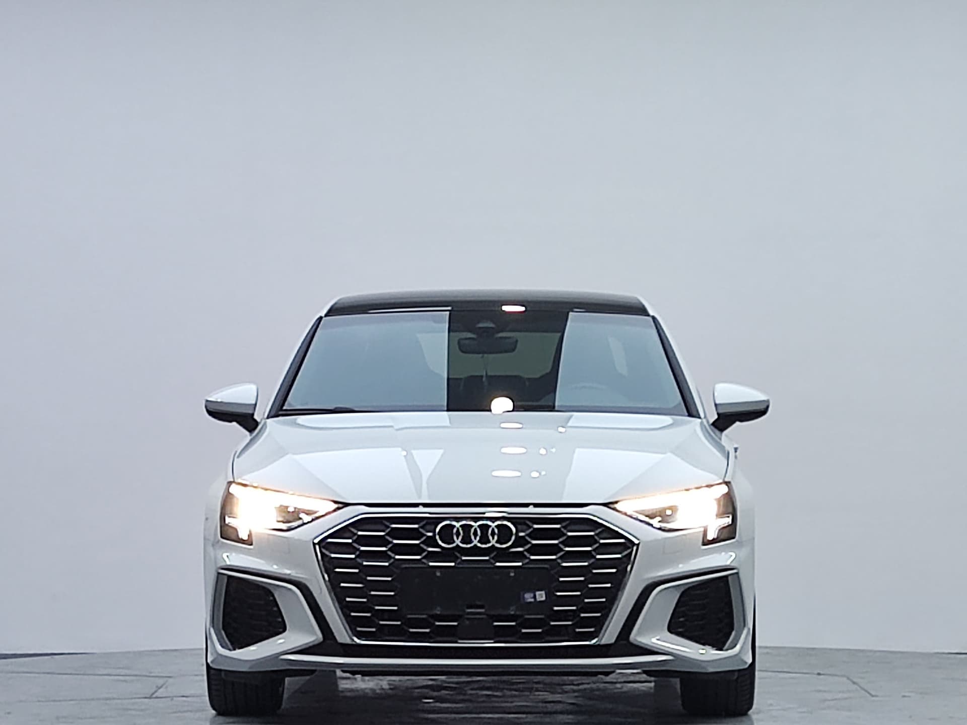 Audi A3 — 图片缩略图 3