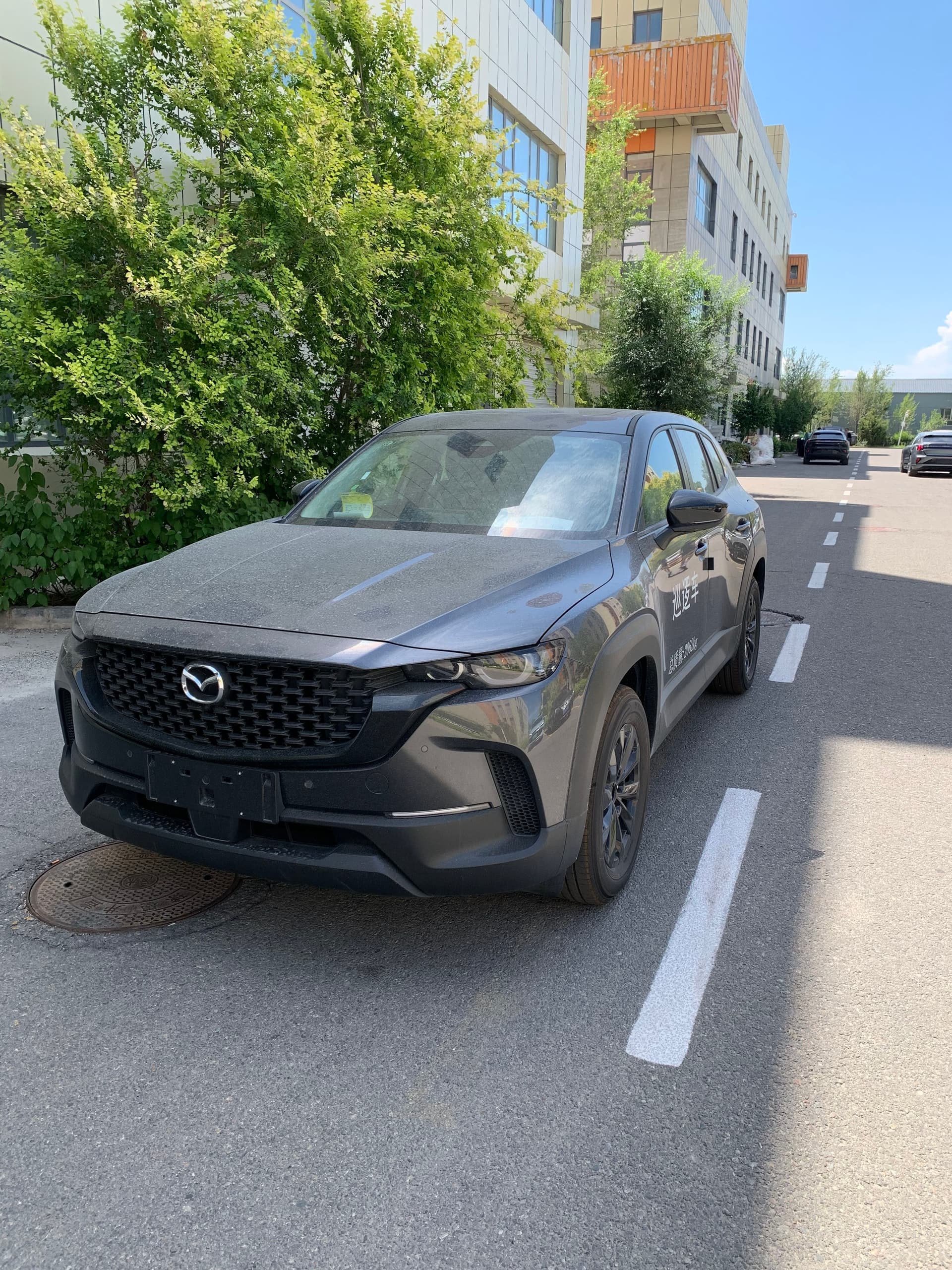 2026 Mazda CX-50 Executive 2.0L Leading Edition — Миниатюры изображений 4