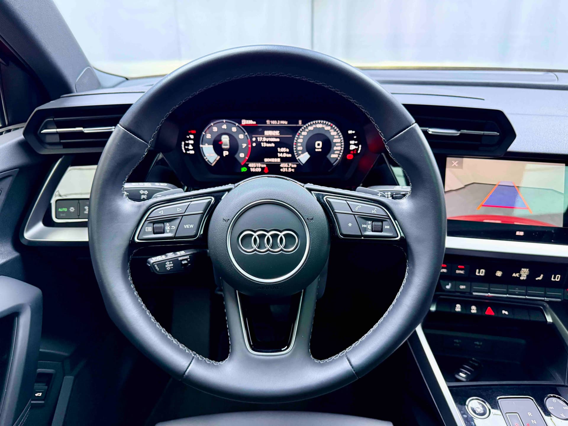 Audi A3 — 图片缩略图 10