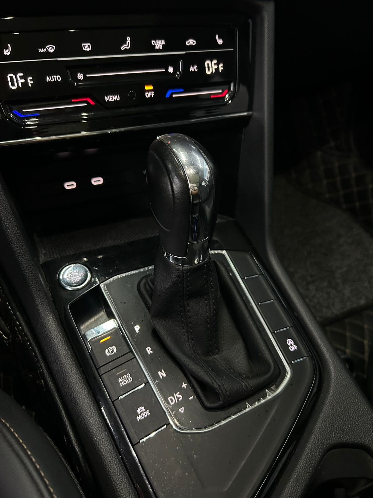 Volkswagen Tharu — Image thumbnails 10