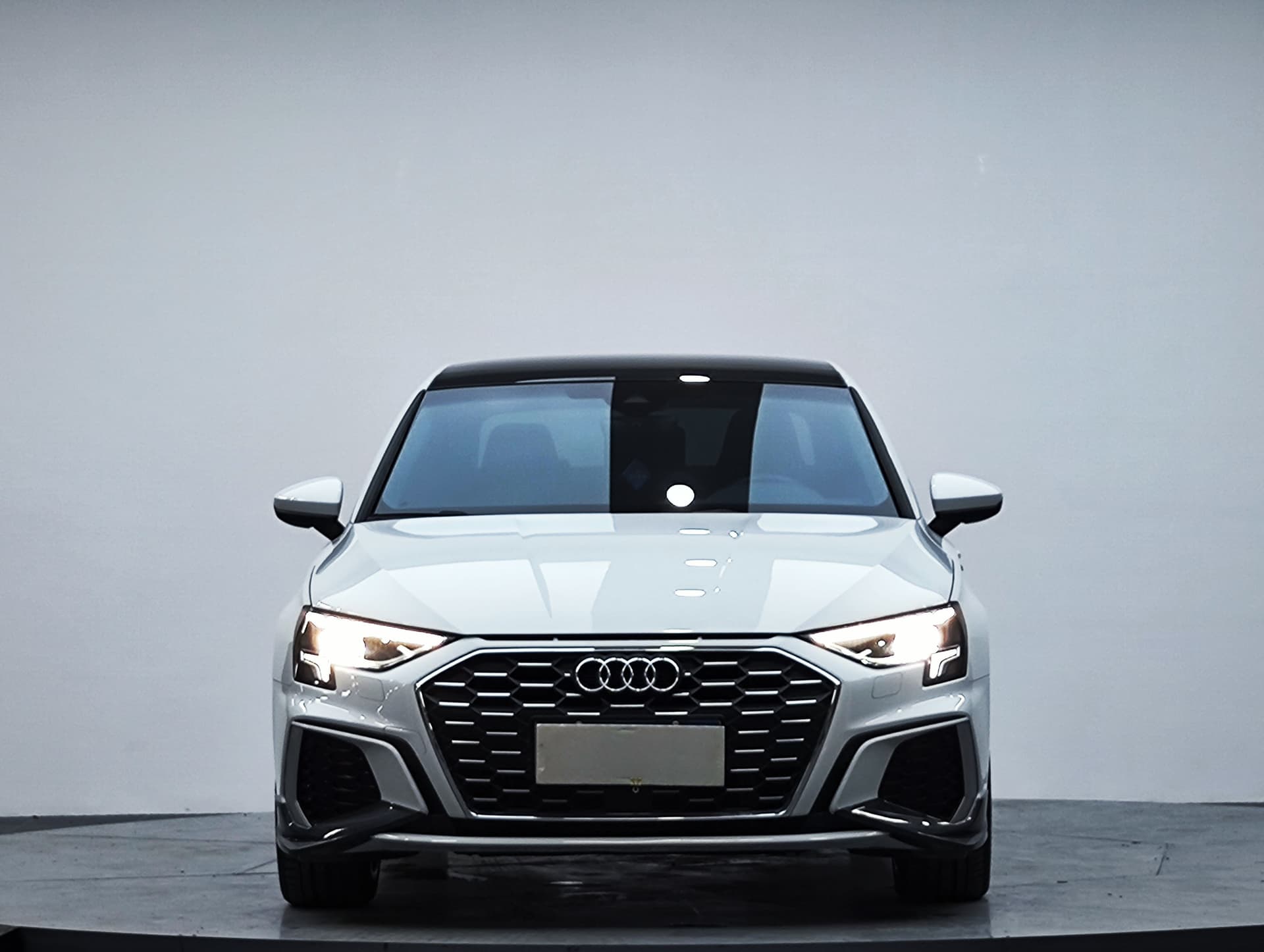 Audi A3 — 图片缩略图 3
