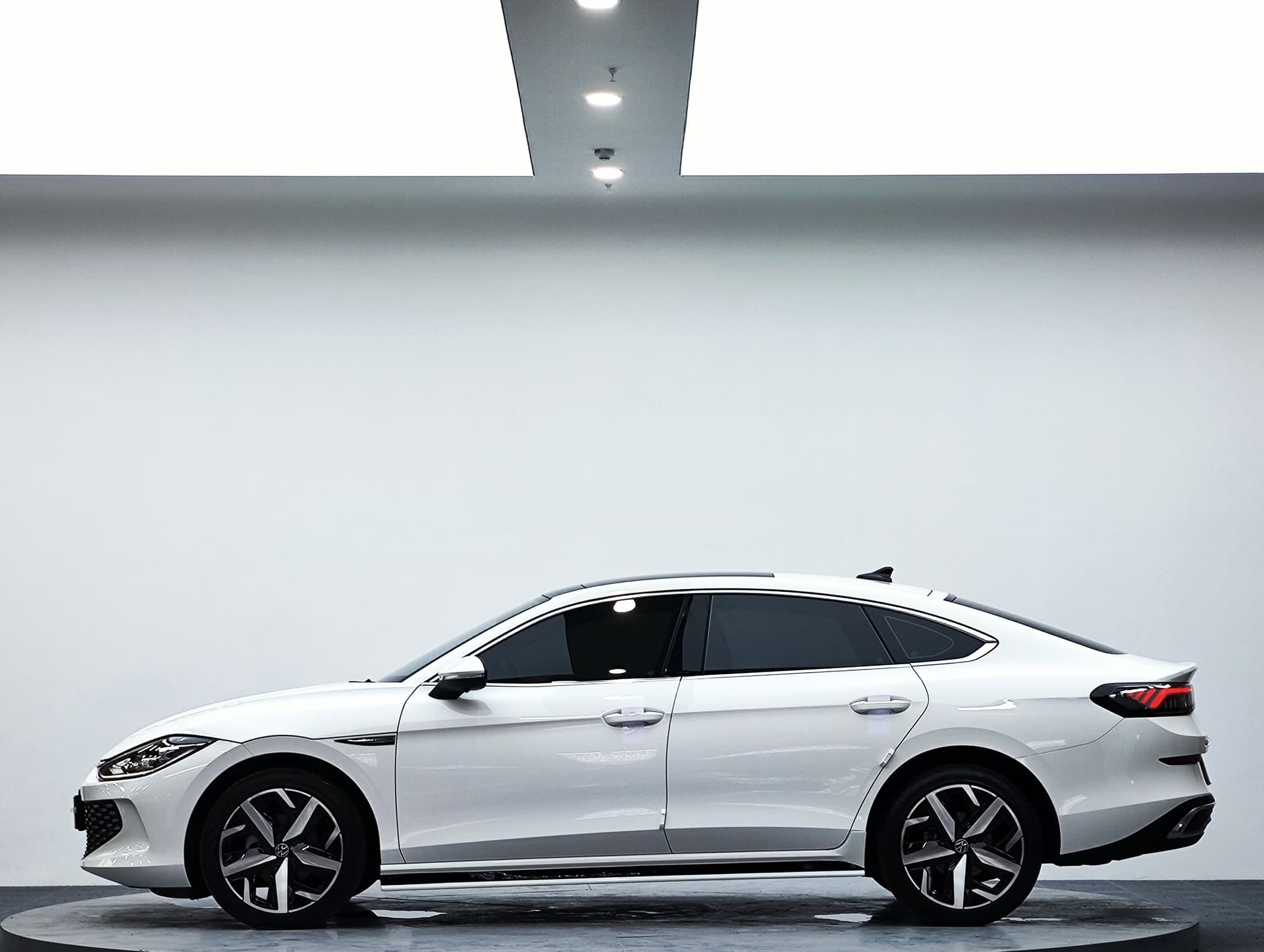 Volkswagen Lamando — Миниатюры изображений 5