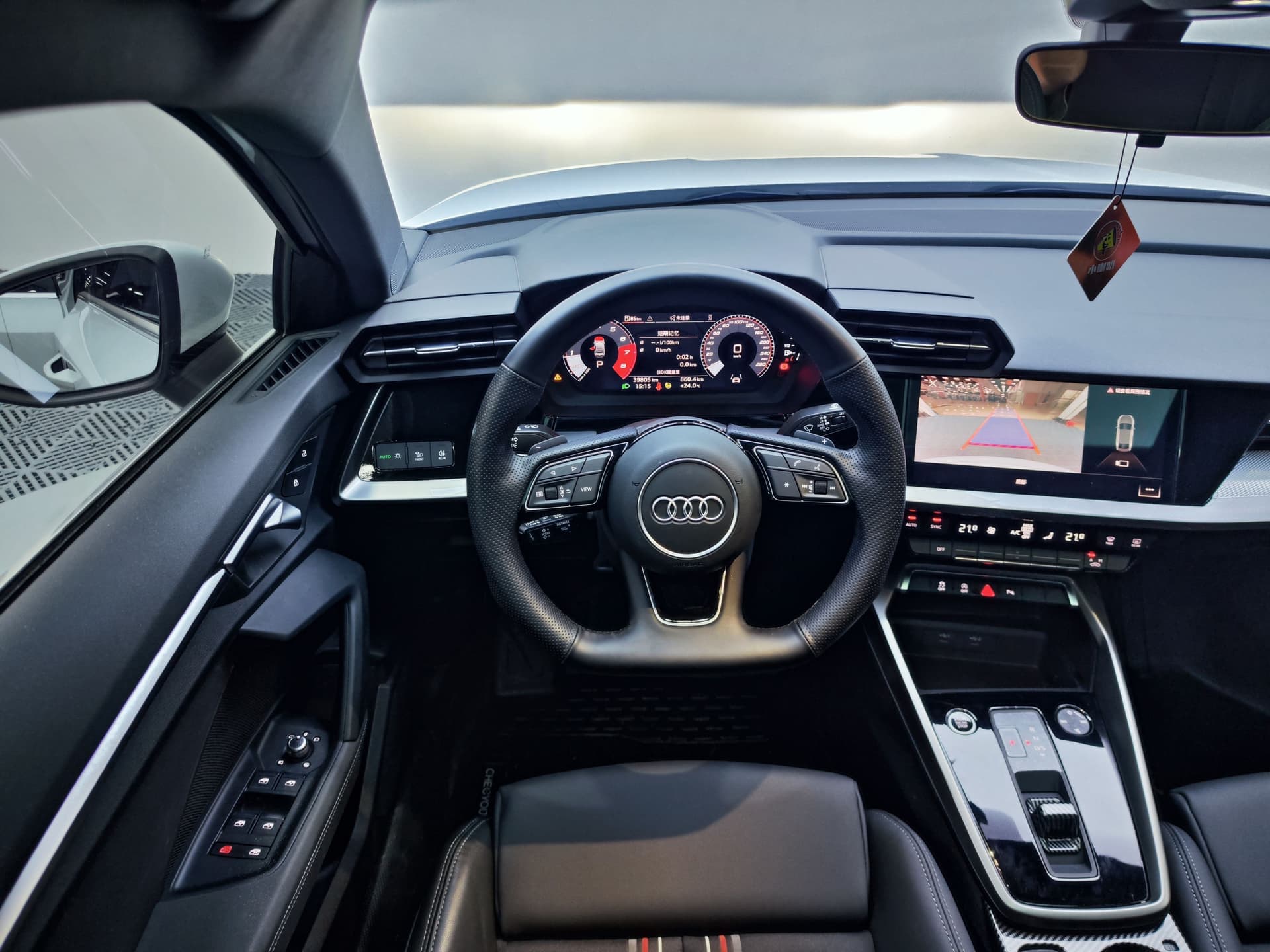 Audi A3 — 图片缩略图 11