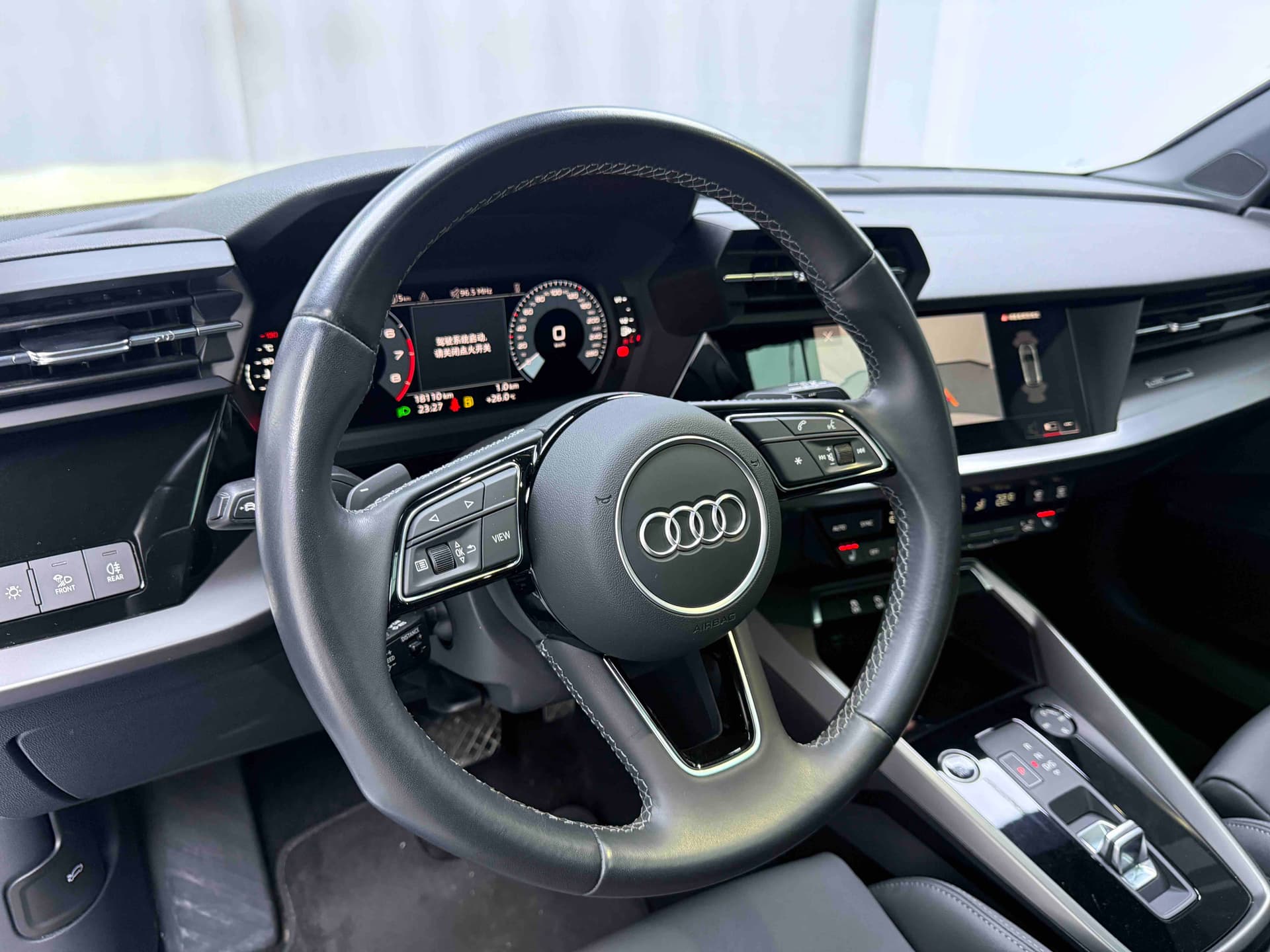 Audi A3 — 图片缩略图 10