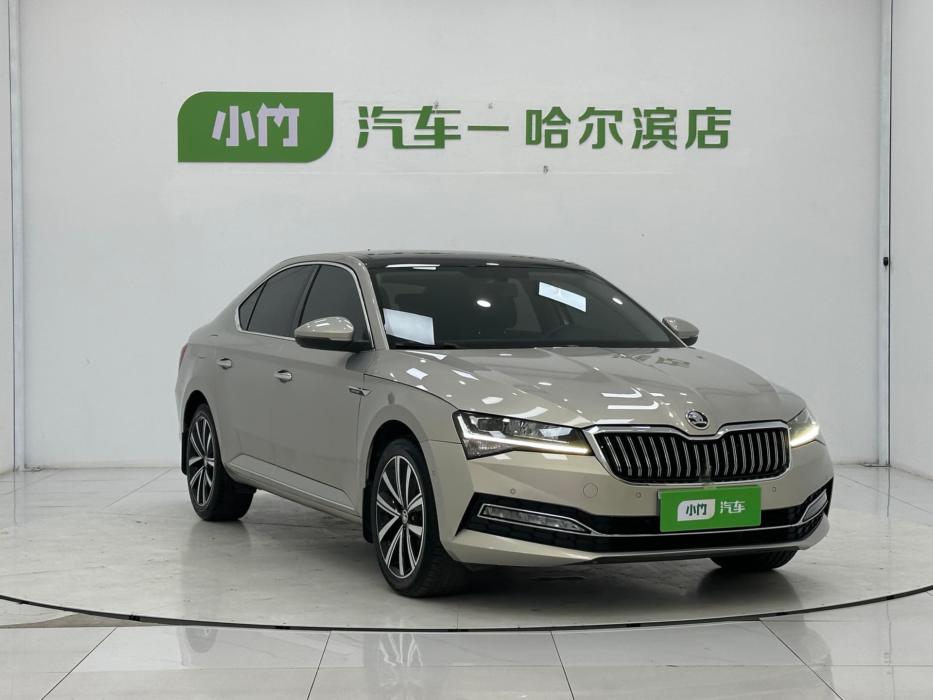 2022 Superb TSI280 DSG Premium Edition — Миниатюры изображений 3