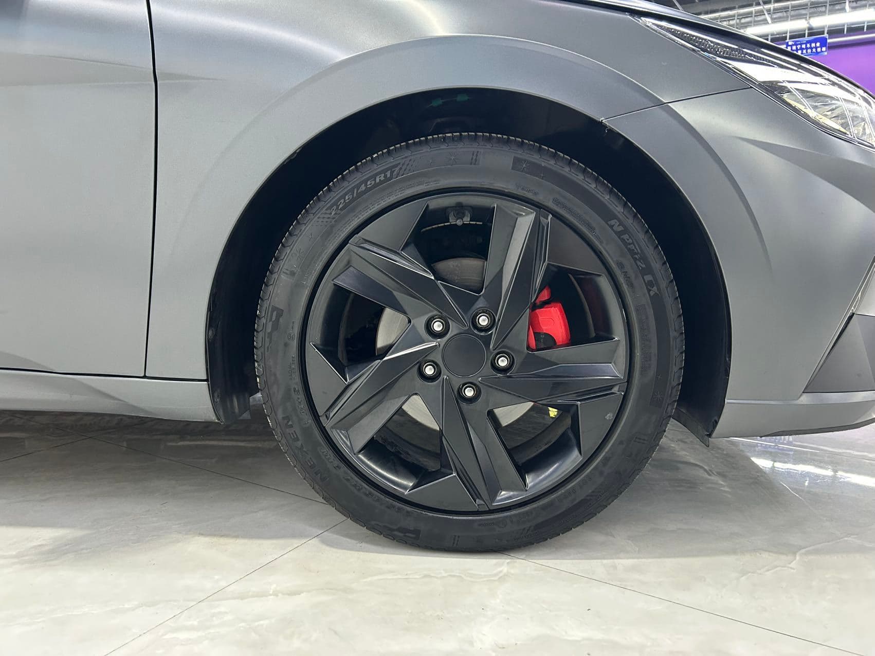 Hyundai Elantra — Image thumbnails 7