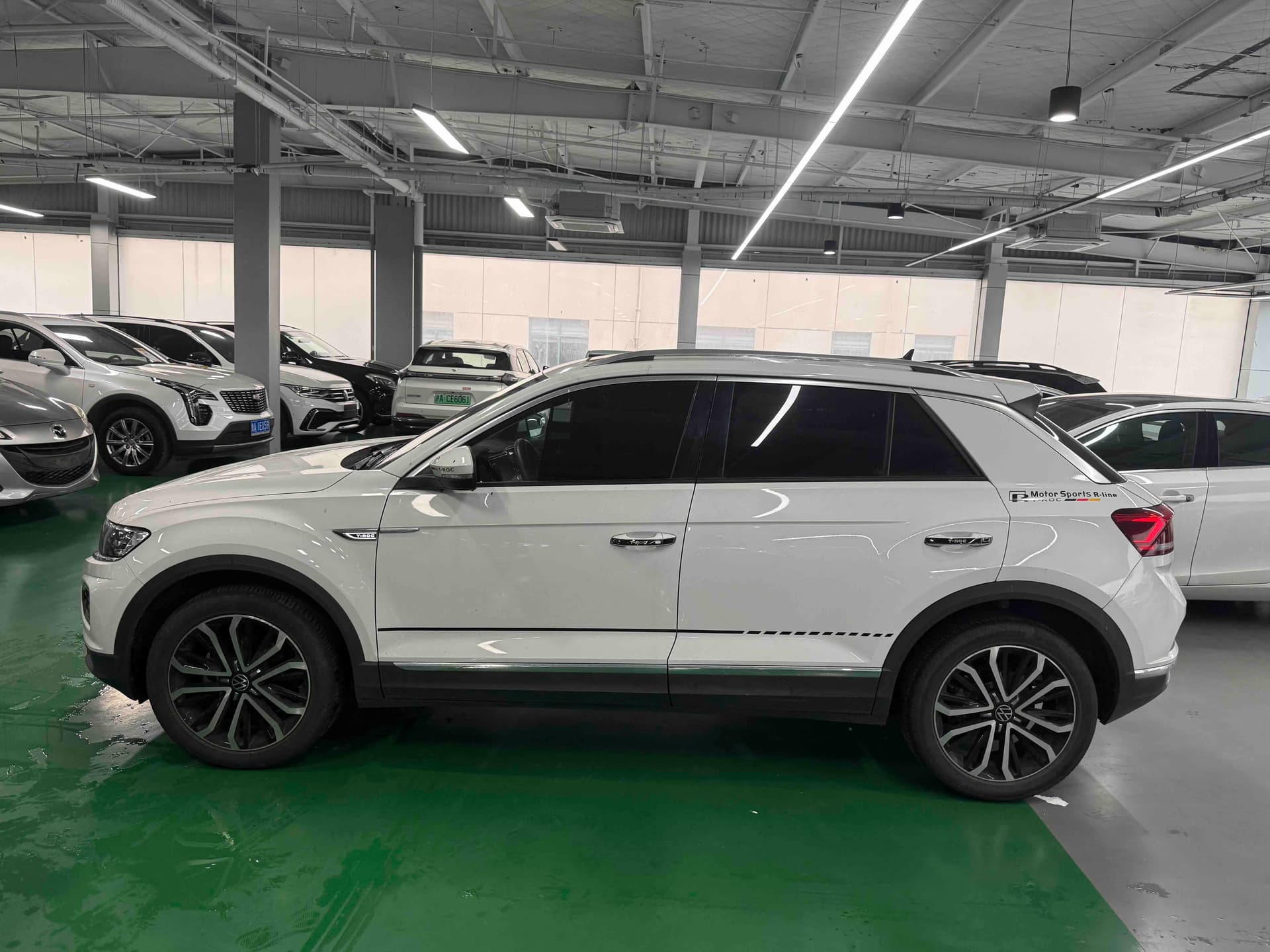 Volkswagen T-Roc — Миниатюры изображений 3
