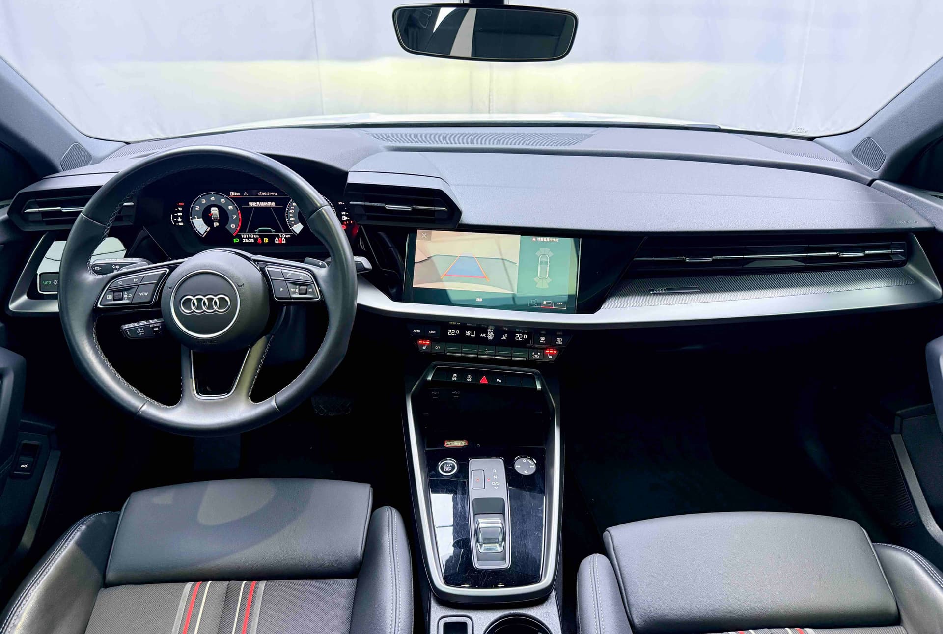 Audi A3 — 图片缩略图 11