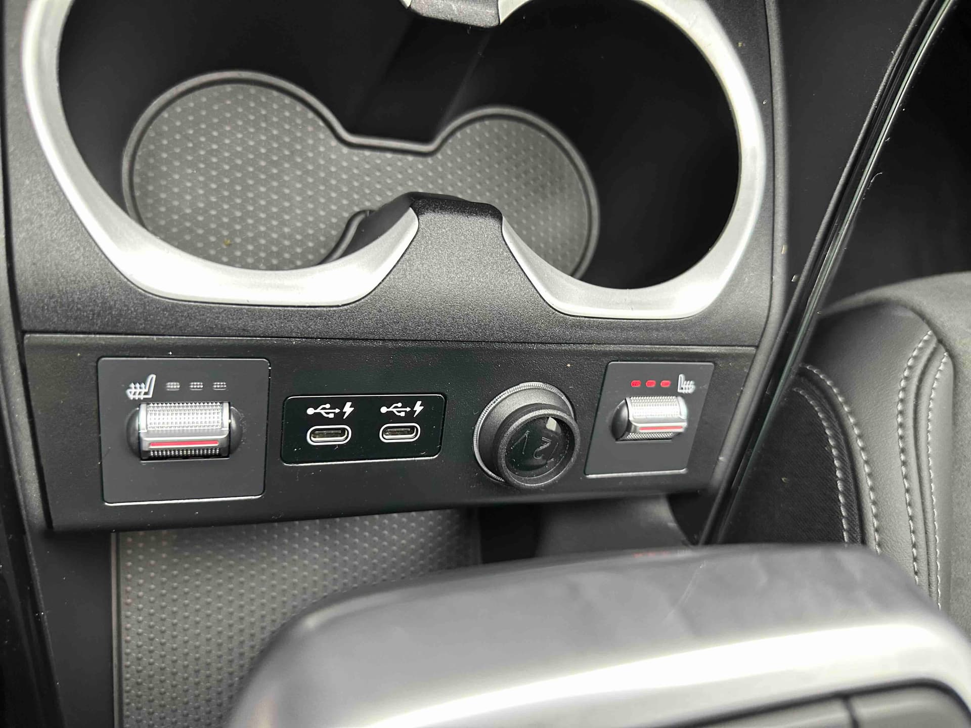 2023 BMW X1 sDrive20Li X Design Package — Image thumbnails 13