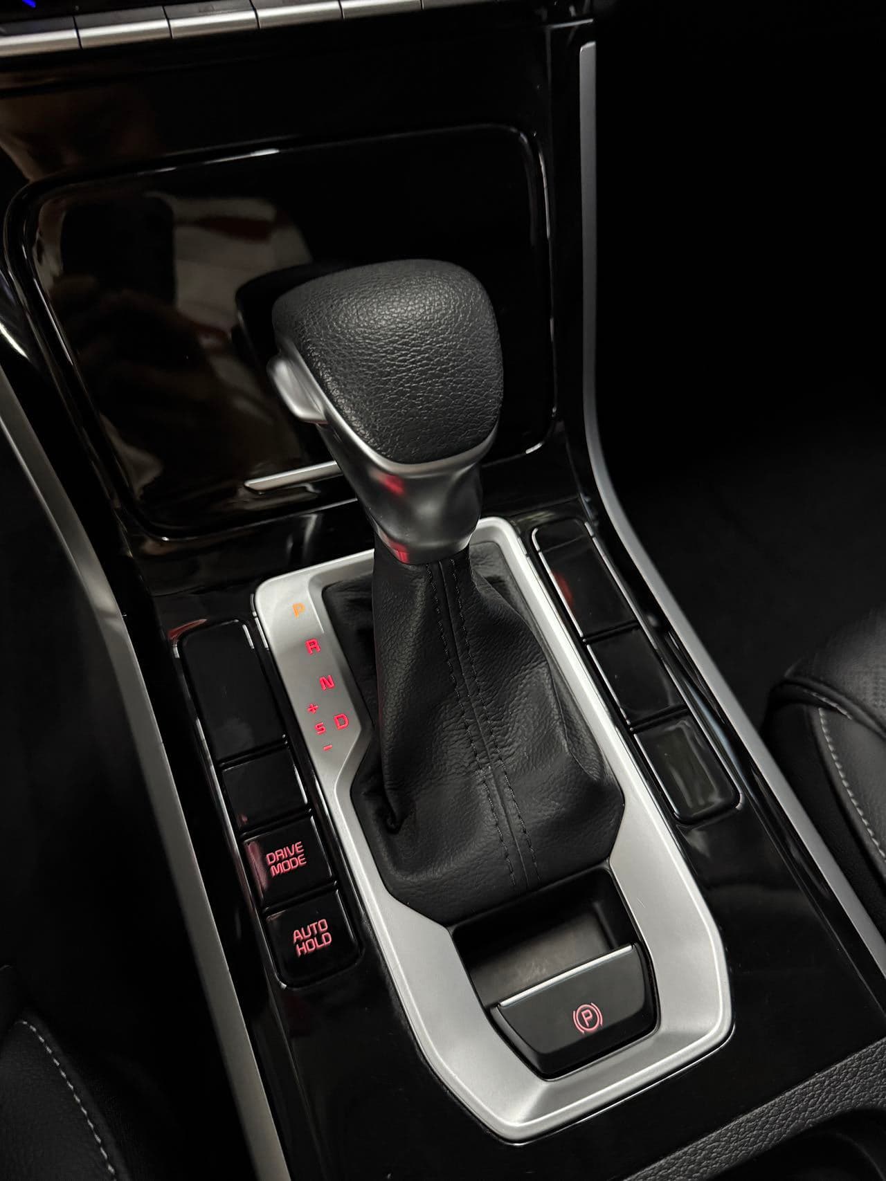 Kia K3 — Миниатюры изображений 10