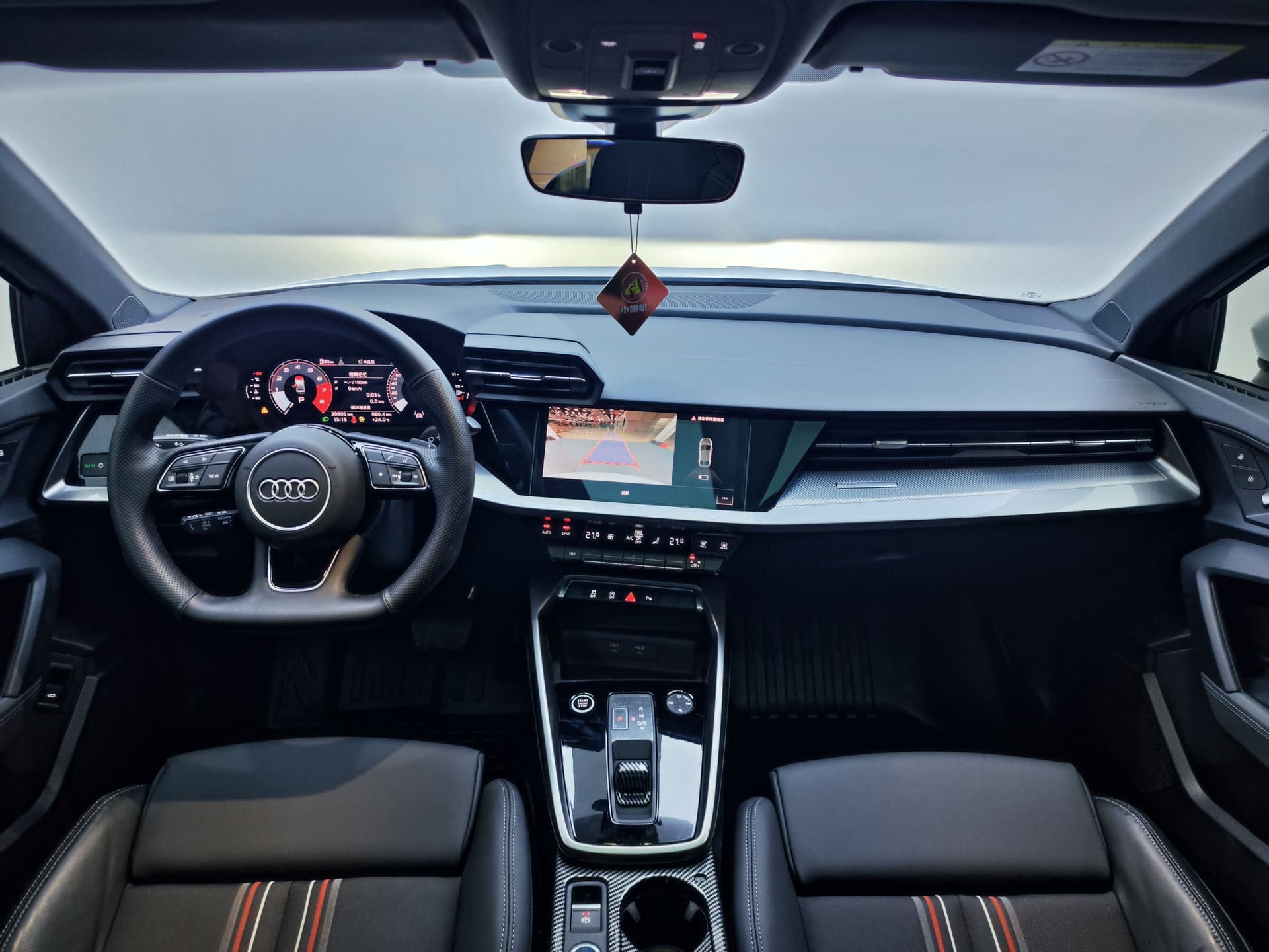 Audi A3 — 图片缩略图 10