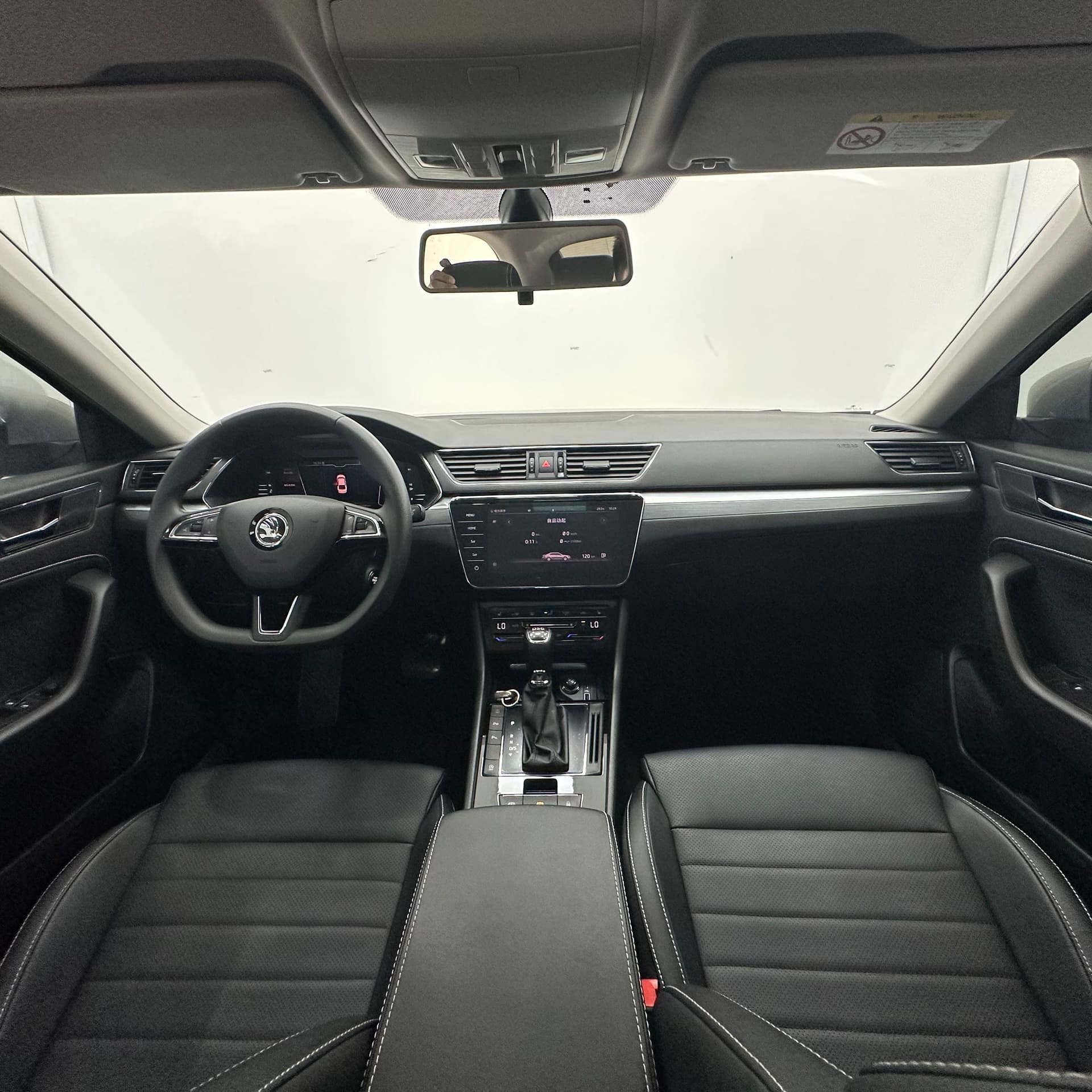2022 Superb TSI280 DSG Premium Edition — Миниатюры изображений 12