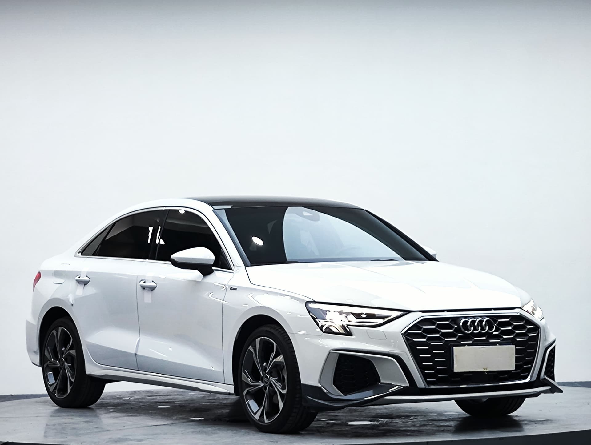 Audi A3 — 图片缩略图 4