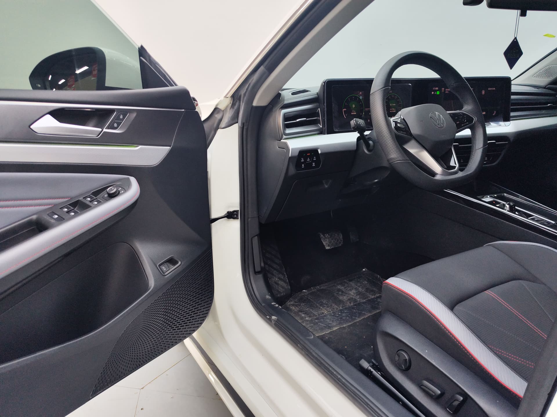 Volkswagen Lamando — Миниатюры изображений 9