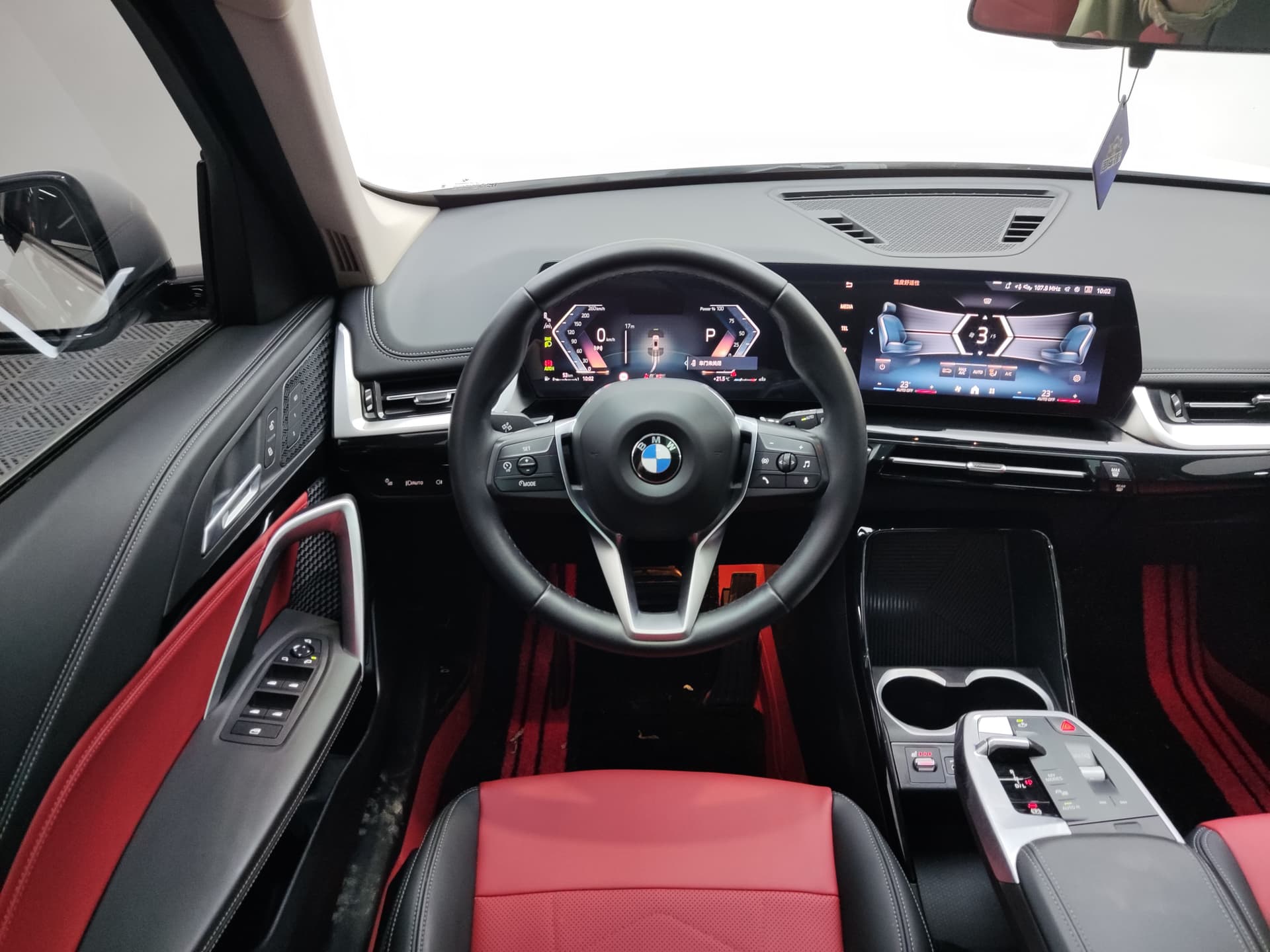 BMW X1 — 图片缩略图 11