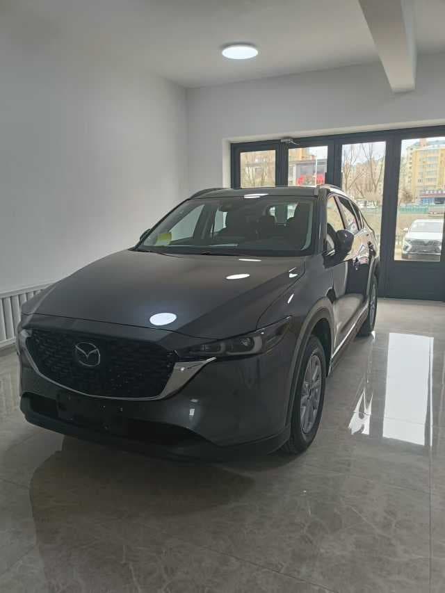 2025 Mazda CX-5 2.0L Automatic Two wheel Drive Zhishang Pro — Миниатюры изображений 11