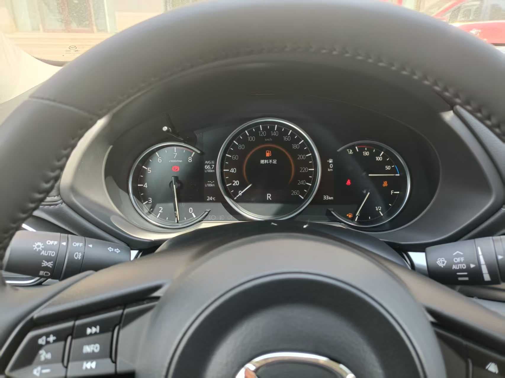 2025 Mazda CX-5 2.0L Automatic Two wheel Drive Zhishang Pro — Image thumbnails 10