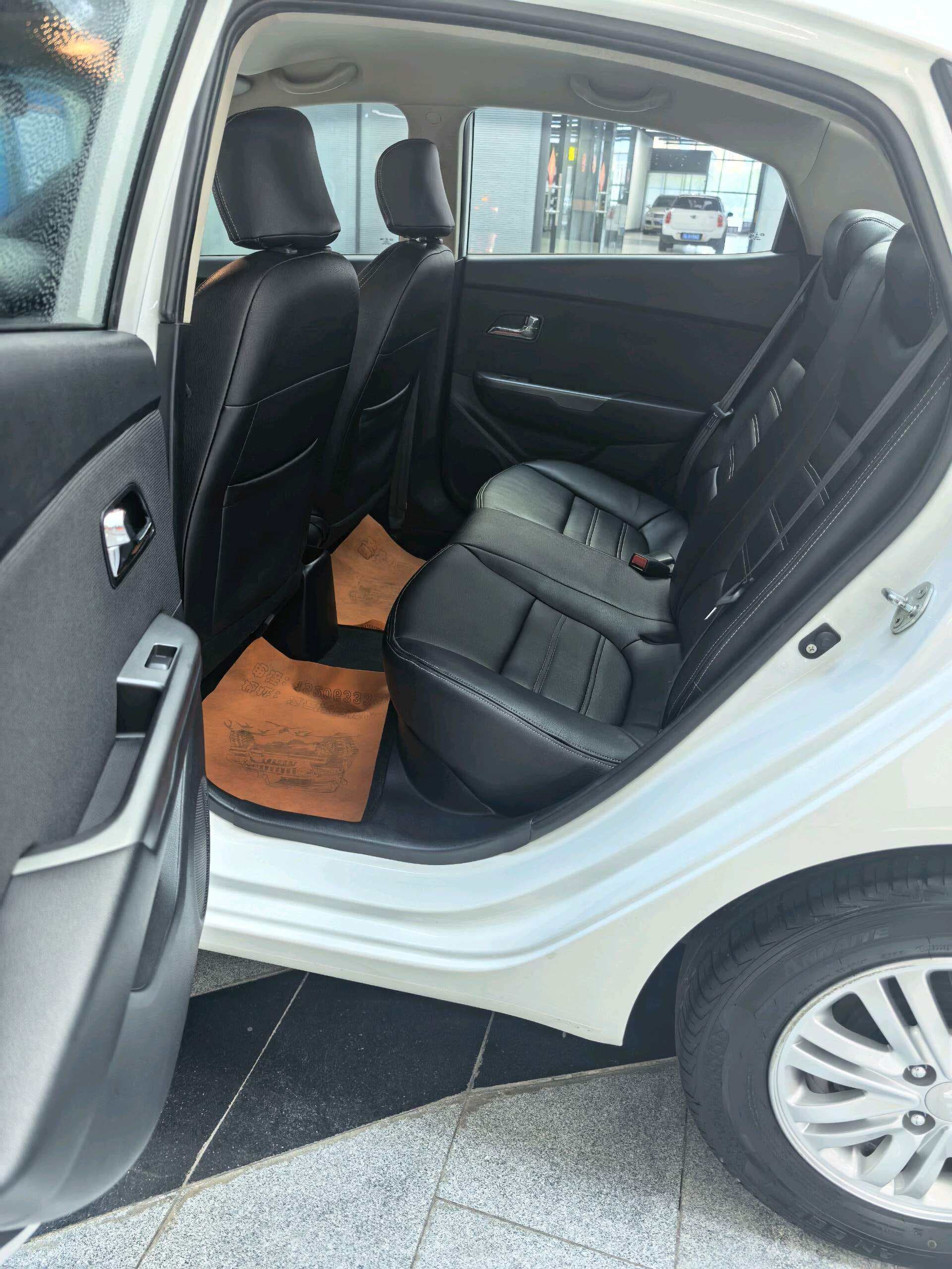 Kia K2- 2015 — 2