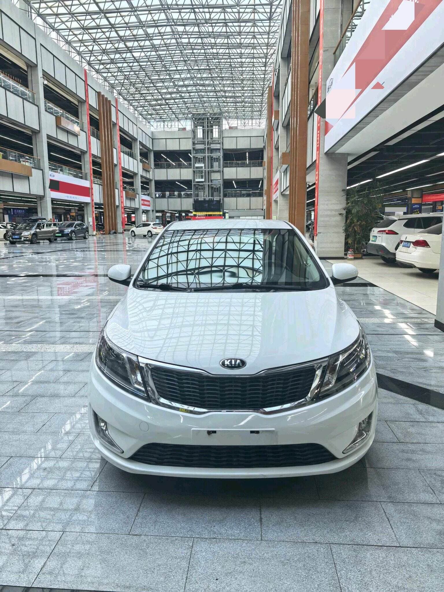 Kia K2- 2015 — Миниатюры изображений 7