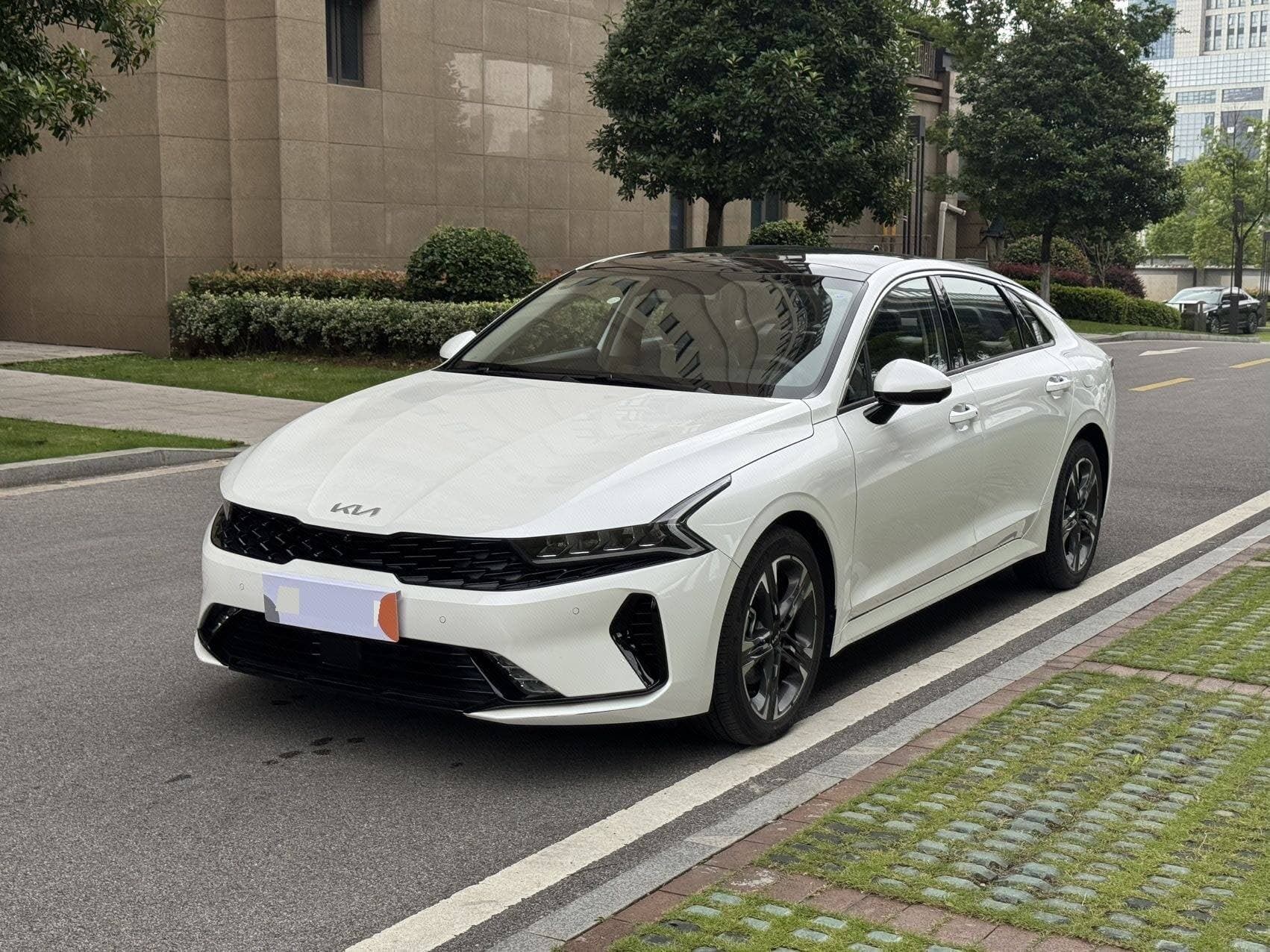 Kia K5 2025